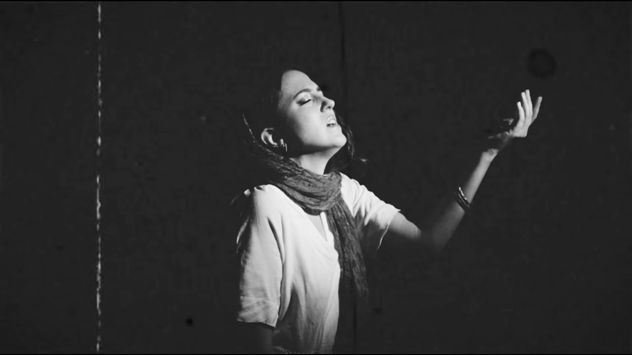 Khuda Bowad Yaret ‎خدا بود یارت (Official Music Video) - Meghan Kabir