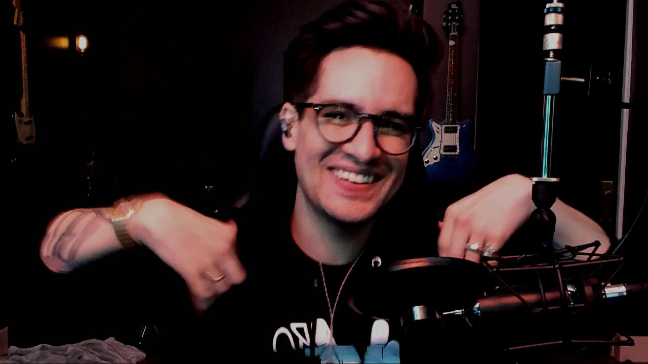 Brendon Urie Twitch - LIVE to say a quick thank you (May 1, 2019)