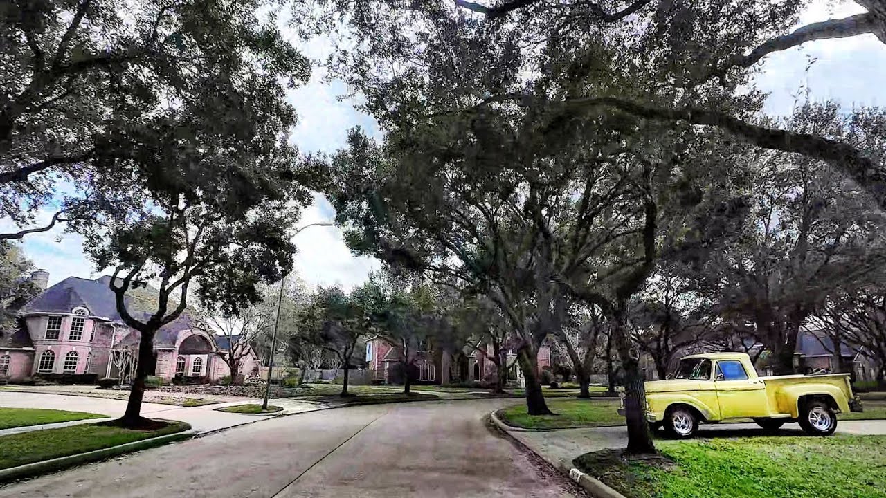 DRIVING TO A MILLION DOLLAR TEXAS  NEIGHBORHOOD
