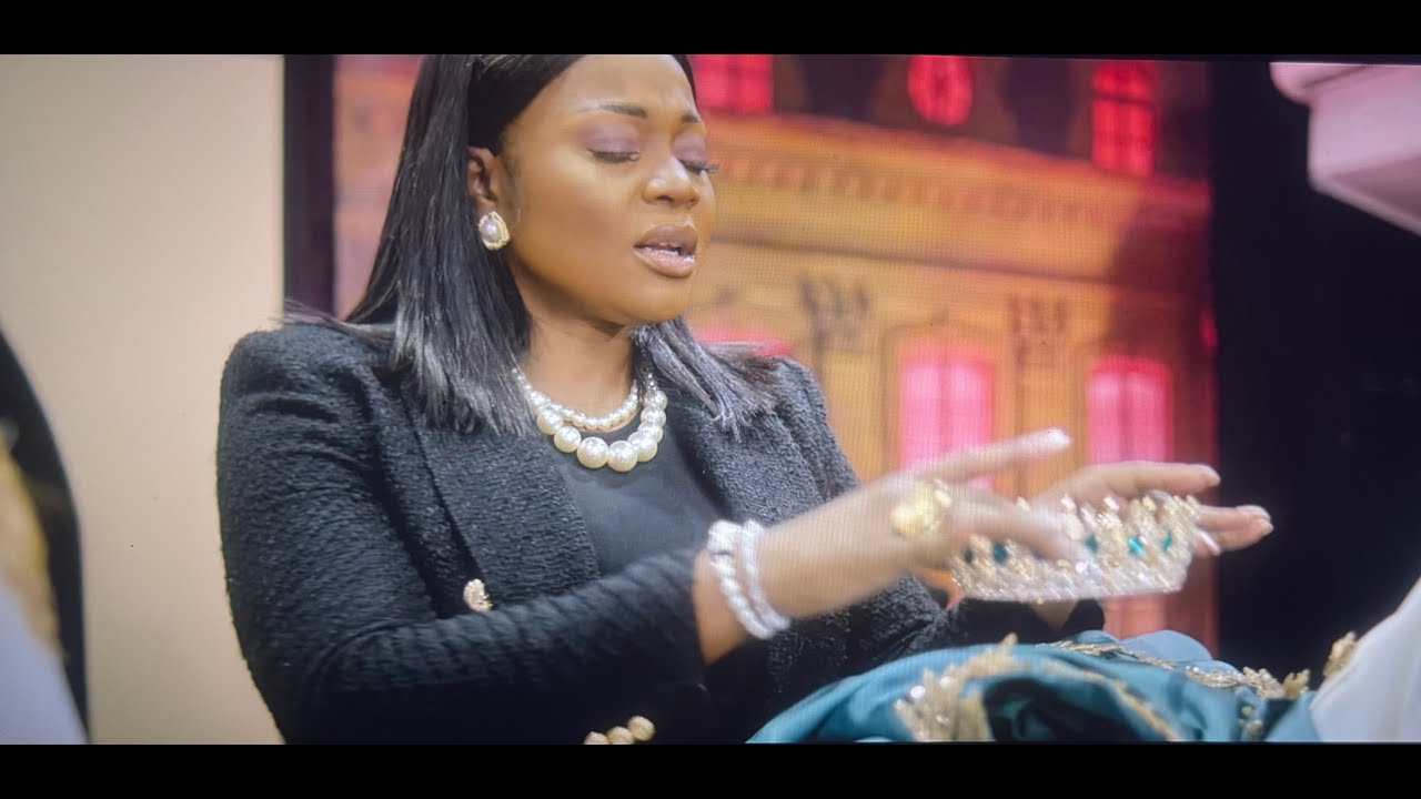 Diane Omega - Consécration (clip officiel)