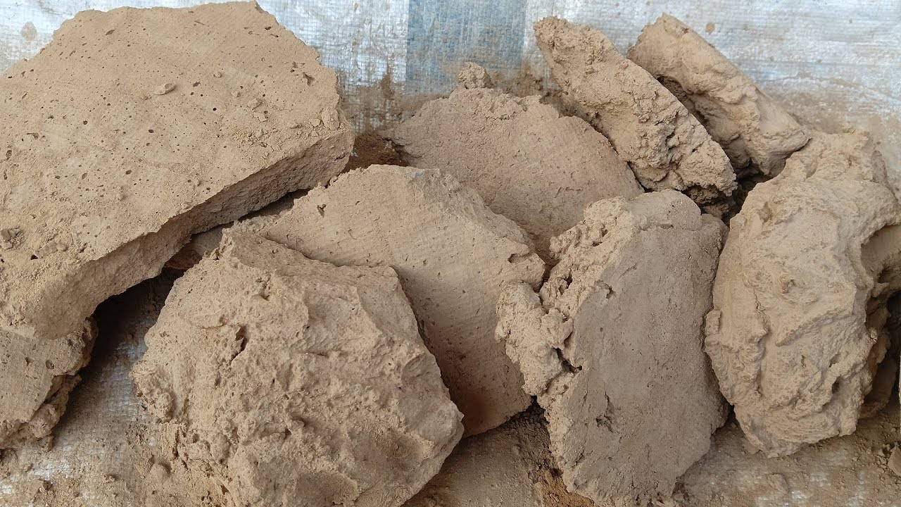 Hard mud dry crumbling 