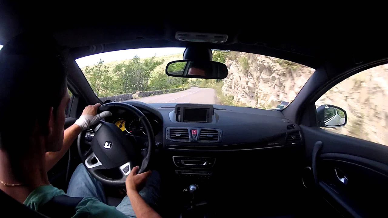 Renault  Megane 3RScup - montée du col de braus