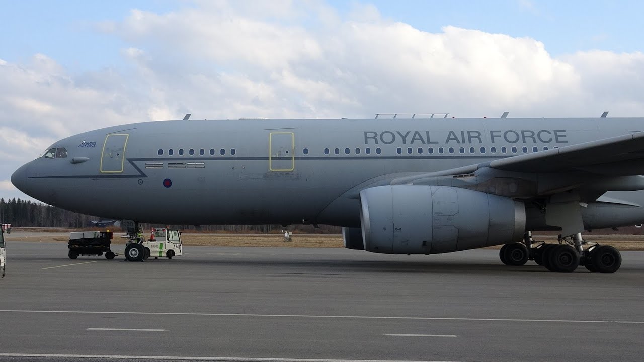 RAF KC2 Voyager ZZ330 turnaround at Tampere-Pirkkala