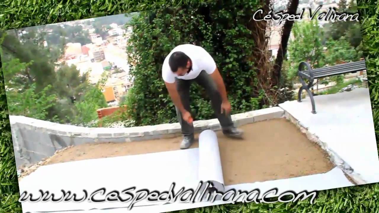 Como poner cesped artificial en casa - (6/13) Colocar la malla Geotextil - Instalación cesped.