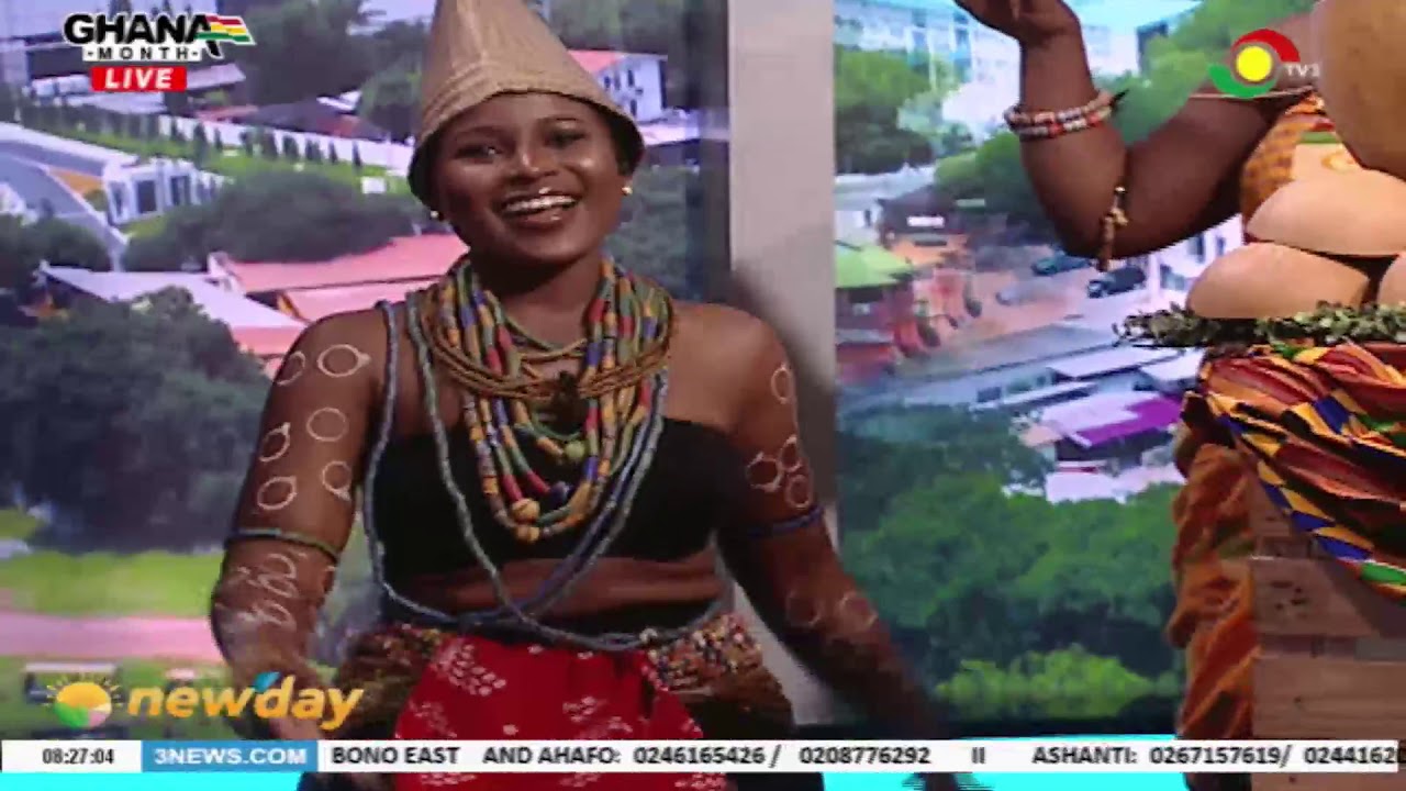 Watch: Berla Mundi dress & demonstrates 