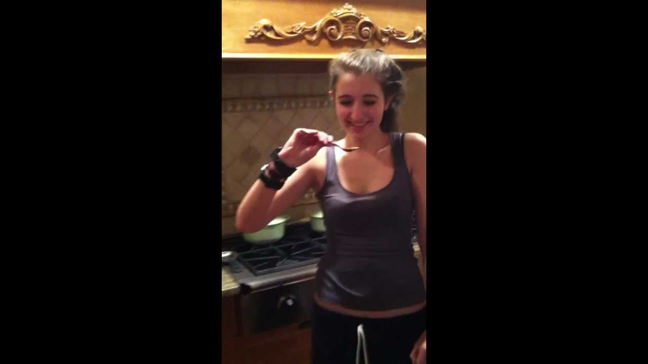 THE BEST CINNAMON CHALLENGE EVER