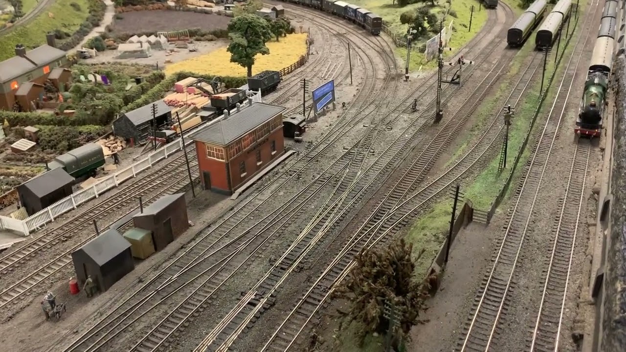 David Clarke GWR radio controlled OO layout 