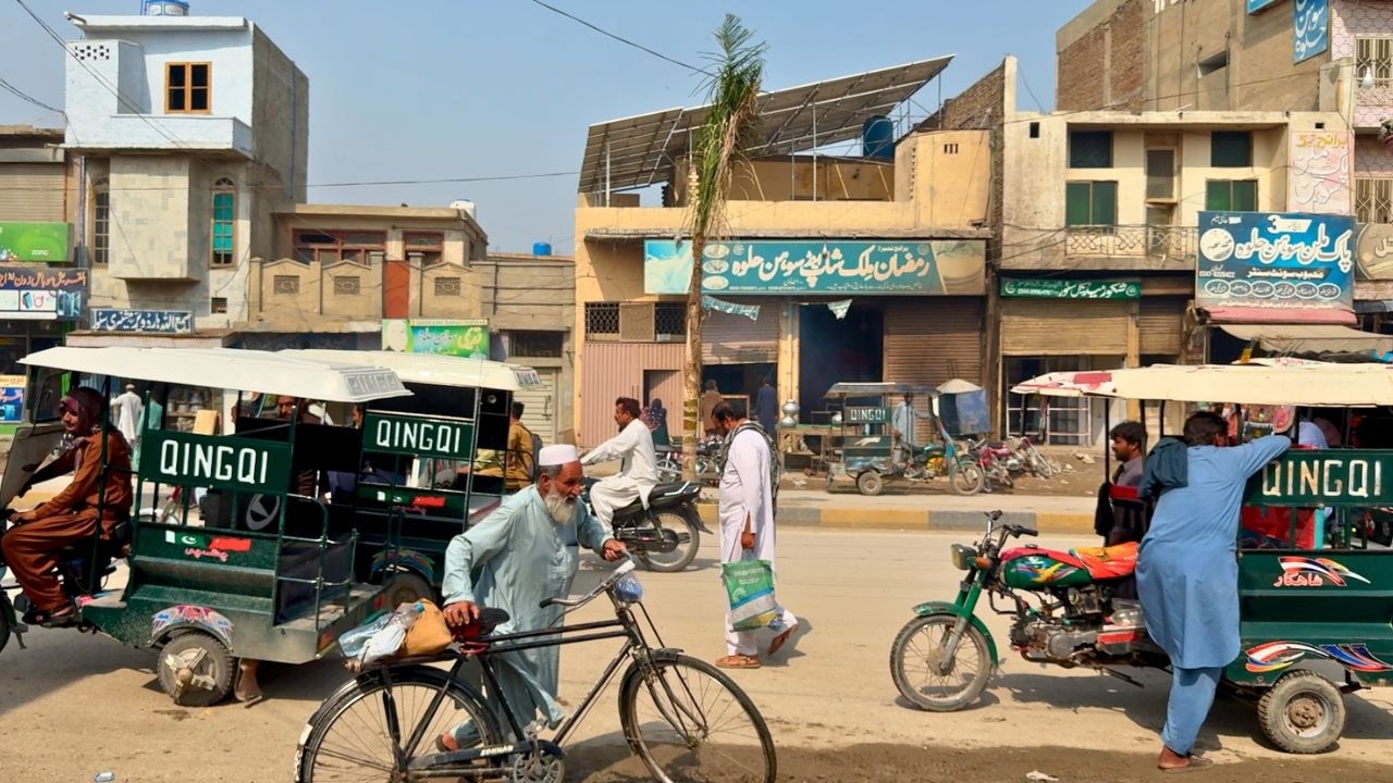 🇵🇰 Dera Ismail Khan, Pakistan: Everyday Life That Might Surprise Western Visitors