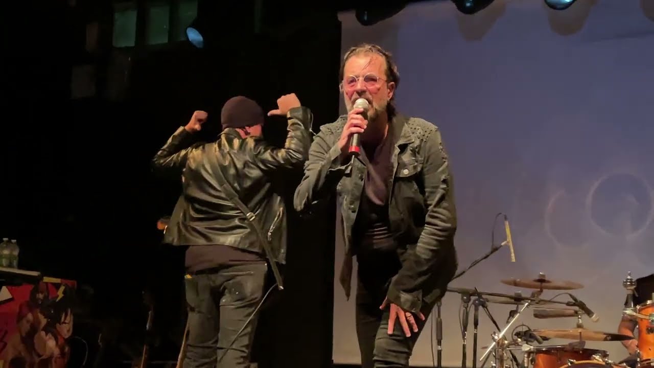 U2 Wire - Achtung Babies International Tribute Band