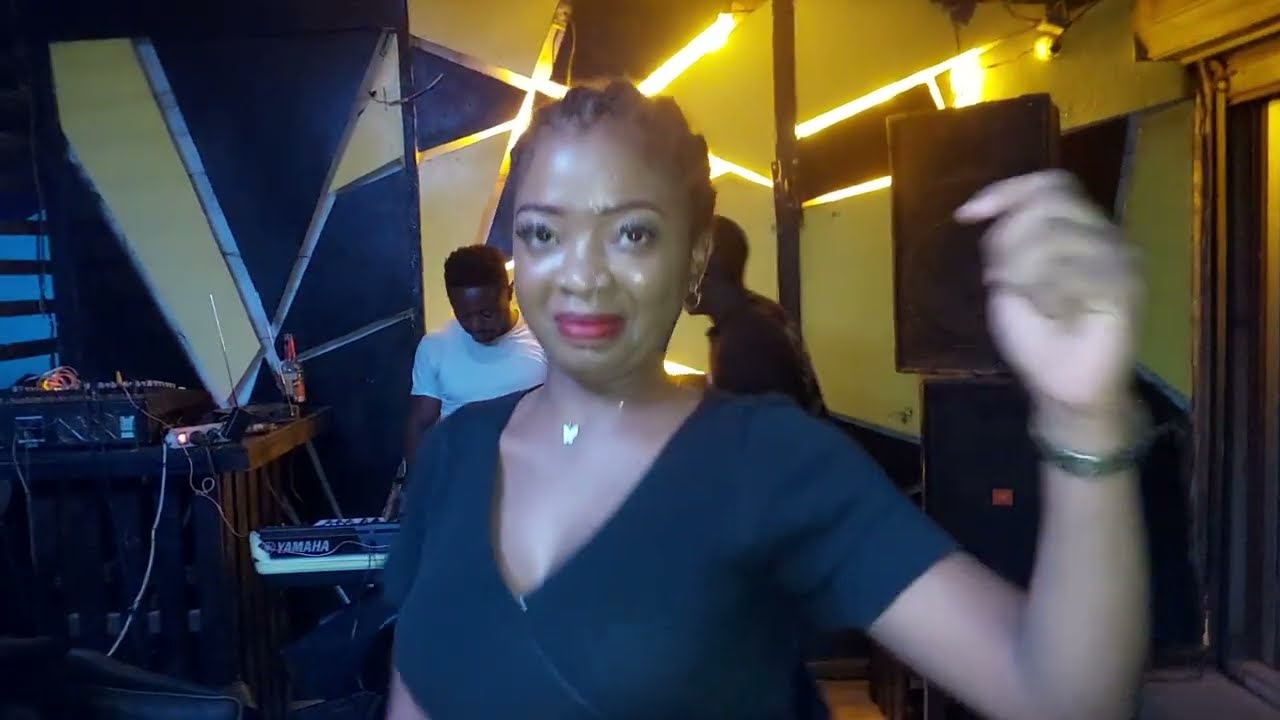 Audrey Emane - O Titan Satan ( Ada Patience - Ayene Macédoine)