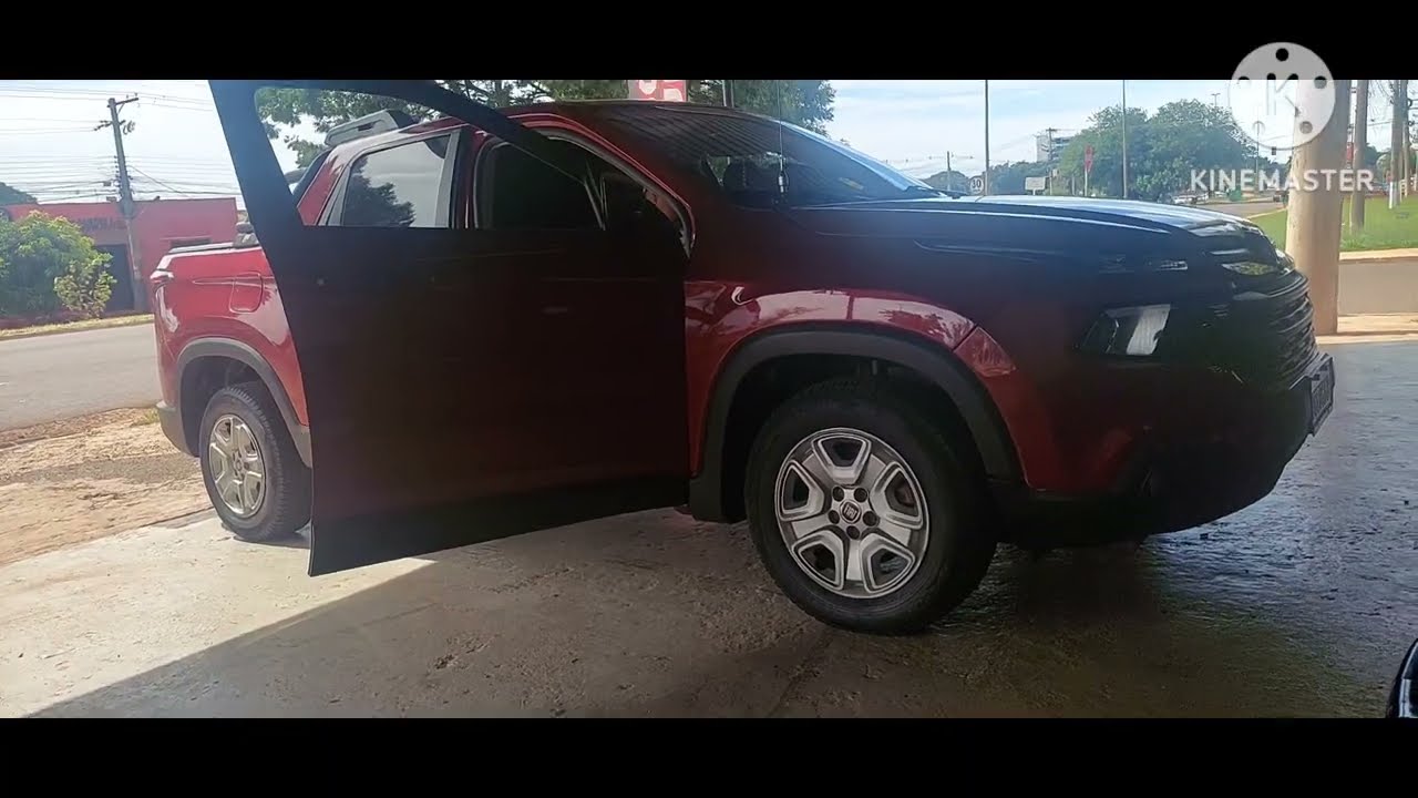 Troquei  a multimídia da Fiat Toro
