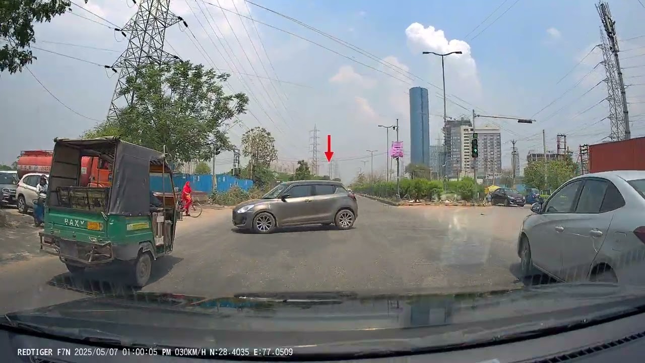 Idiots on Road Episode 2 #indianroad #idiots #roadsafety #trafficrules