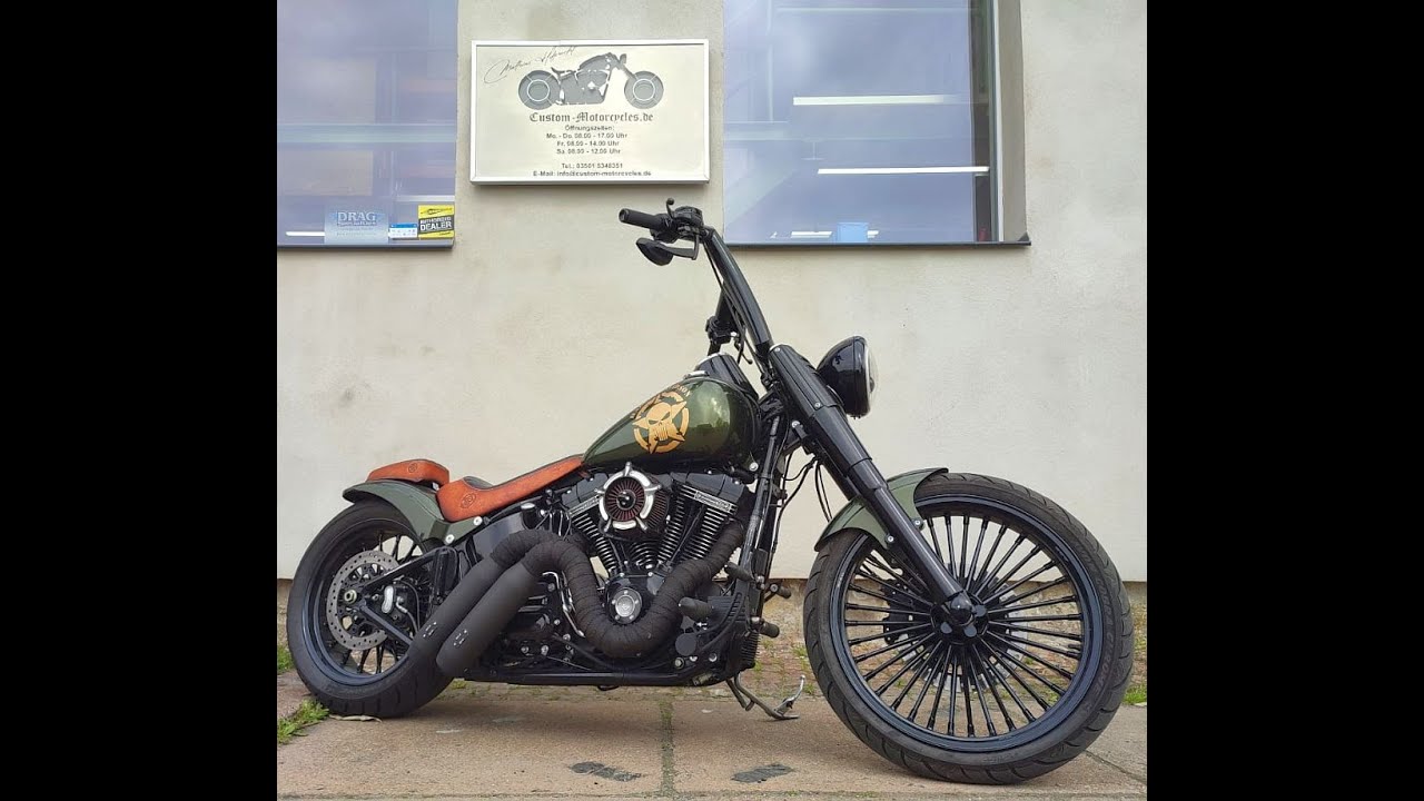Harley Davidson Softail mit MCJ Klappenauspuffanlage