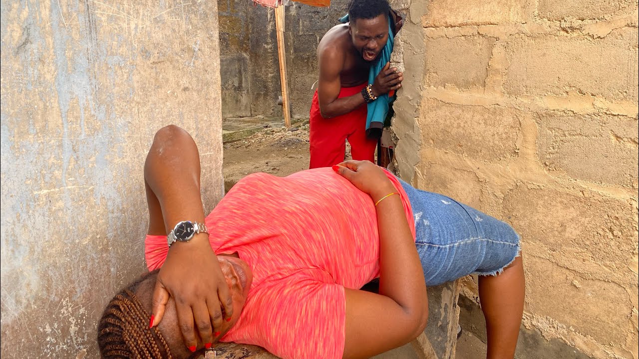 House b0y saw madam’s ñáķèďn£ss🙄🙄😳😳