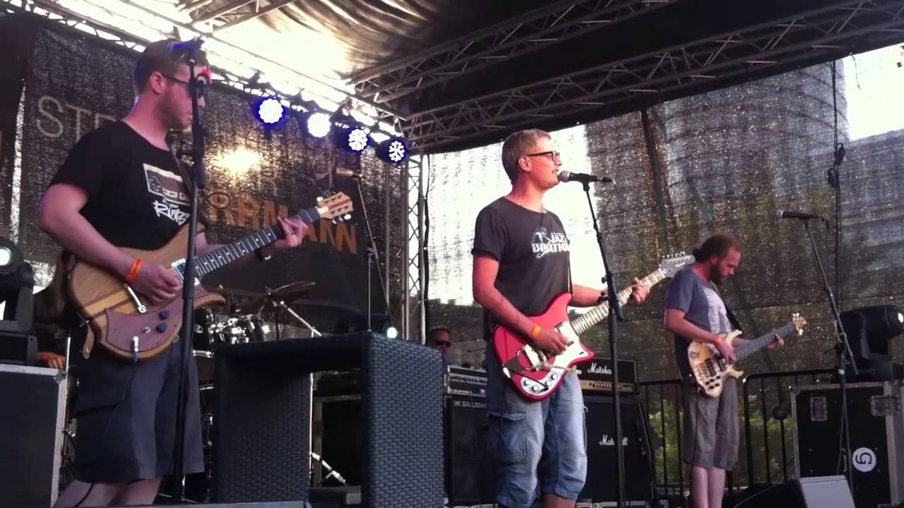 500 Nitro Express -  KickAssStereo live@Speedbandcontest 2015 - Hermann Strandbar Vienna!