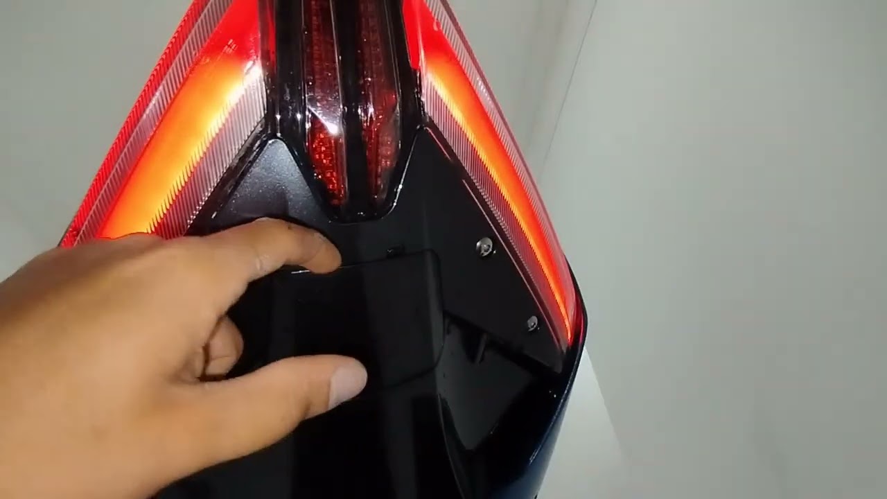 qualidades e tecnologia da Zontes R350 2024/2025