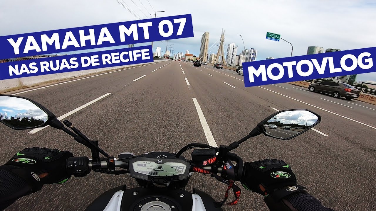Bora de MT07 da Yamaha nas Ruas de Recife