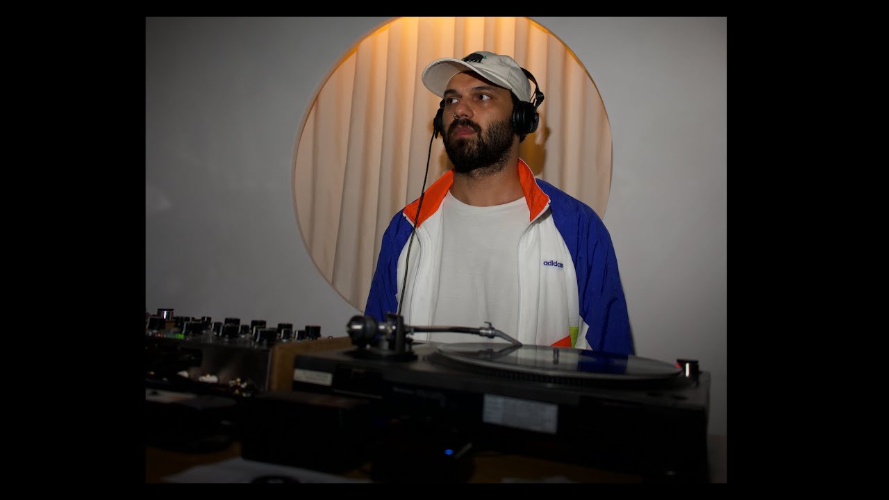 Retro-Electro Vinyl DJ Set | Electro • House • Breakbeat | @PERL, Bucharest VHS Out w/ My Band Part1