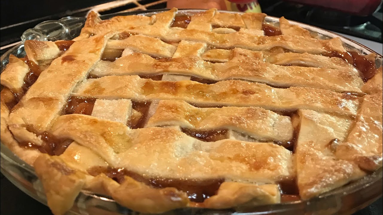 OLD SCHOOL APPLE PIE (FRIDAY NIGHT PIE SEGMENT)