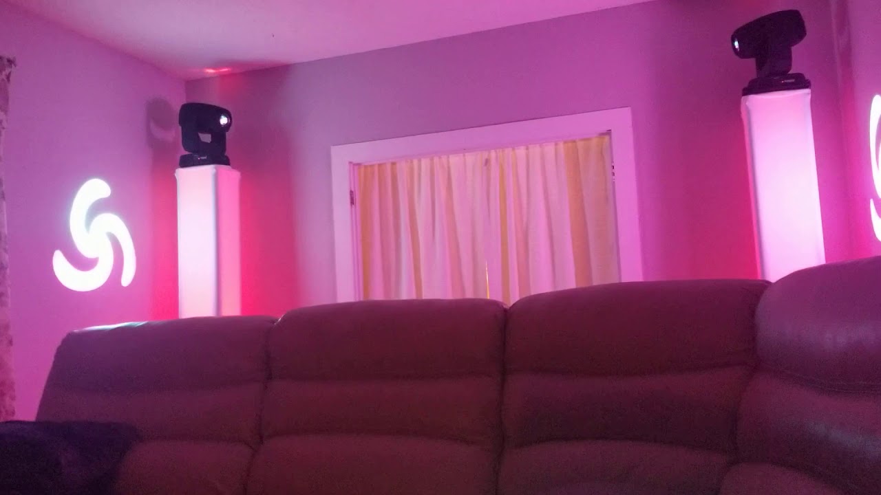 CHAUVET DJ Intimidator Hybrid 140SR controlled wireless with Freestyler 2