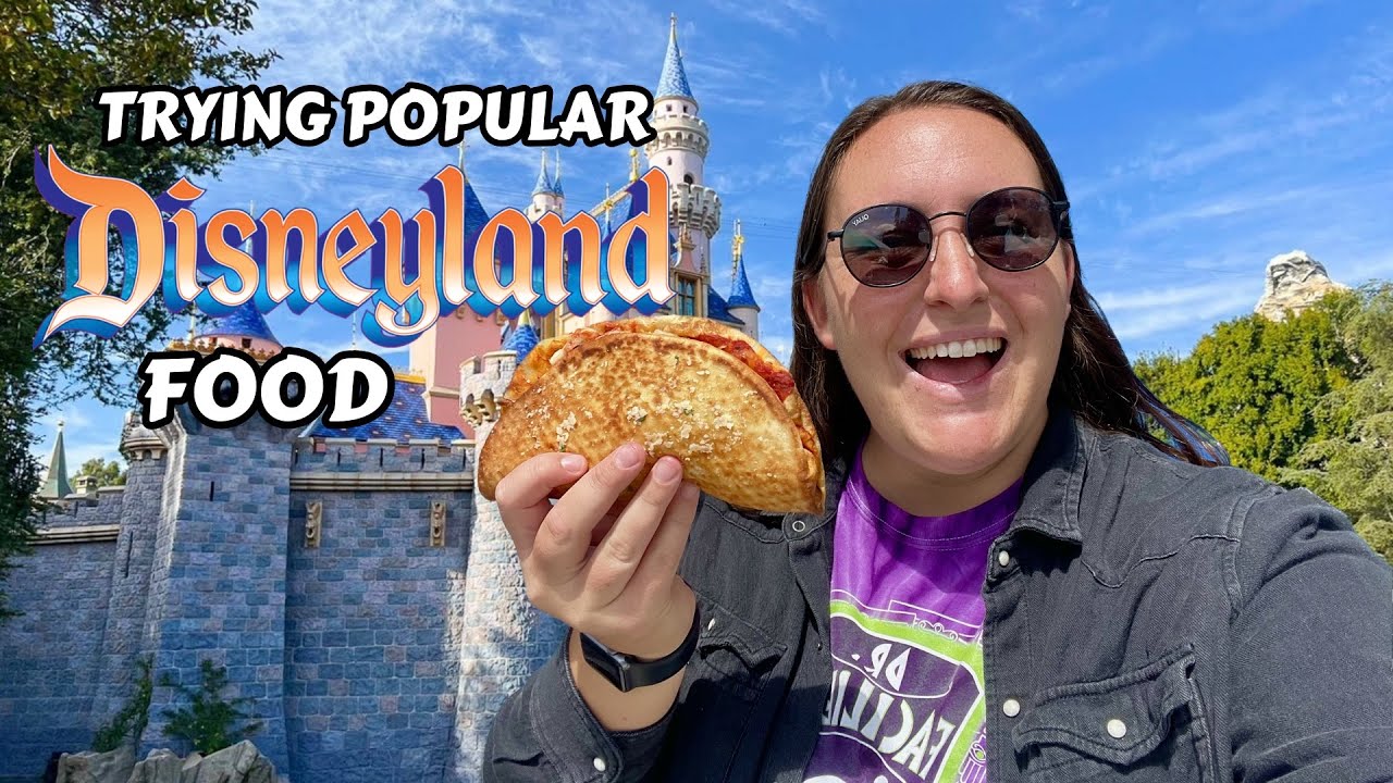 Trying The Most Popular Food In Disneyland!