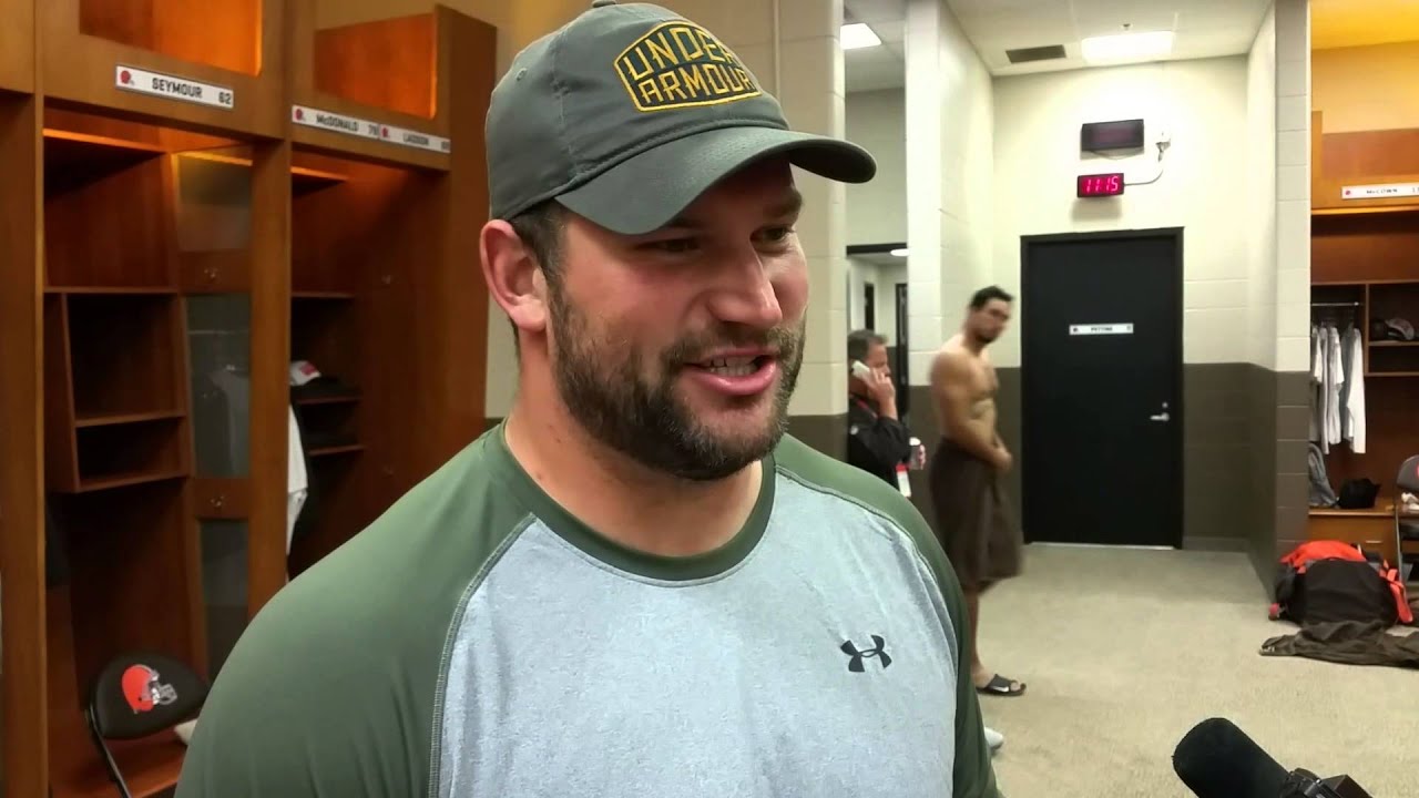 Cleveland Browns LT Joe Thomas talks pre-season with a 'grain of salt'