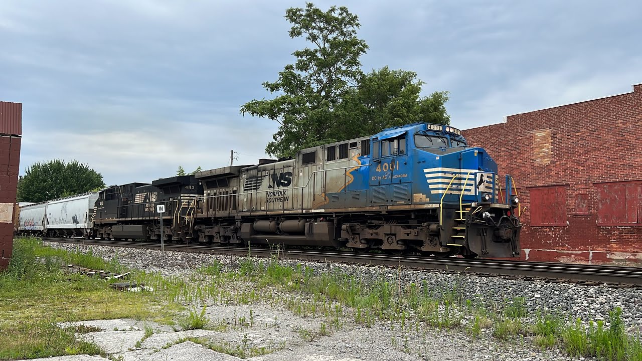 NS 4001 Leads NS 32N! Fostoria Ohio Summer Railfanning Part 2 (6/28/24)