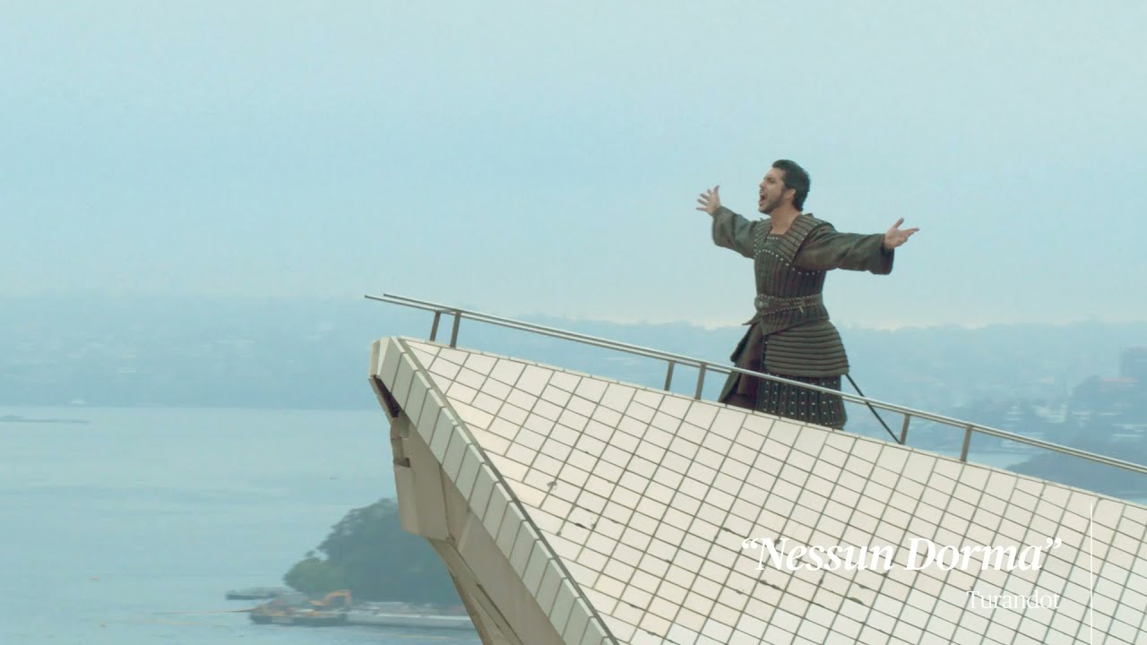 Great Opera Hits in 36 seconds