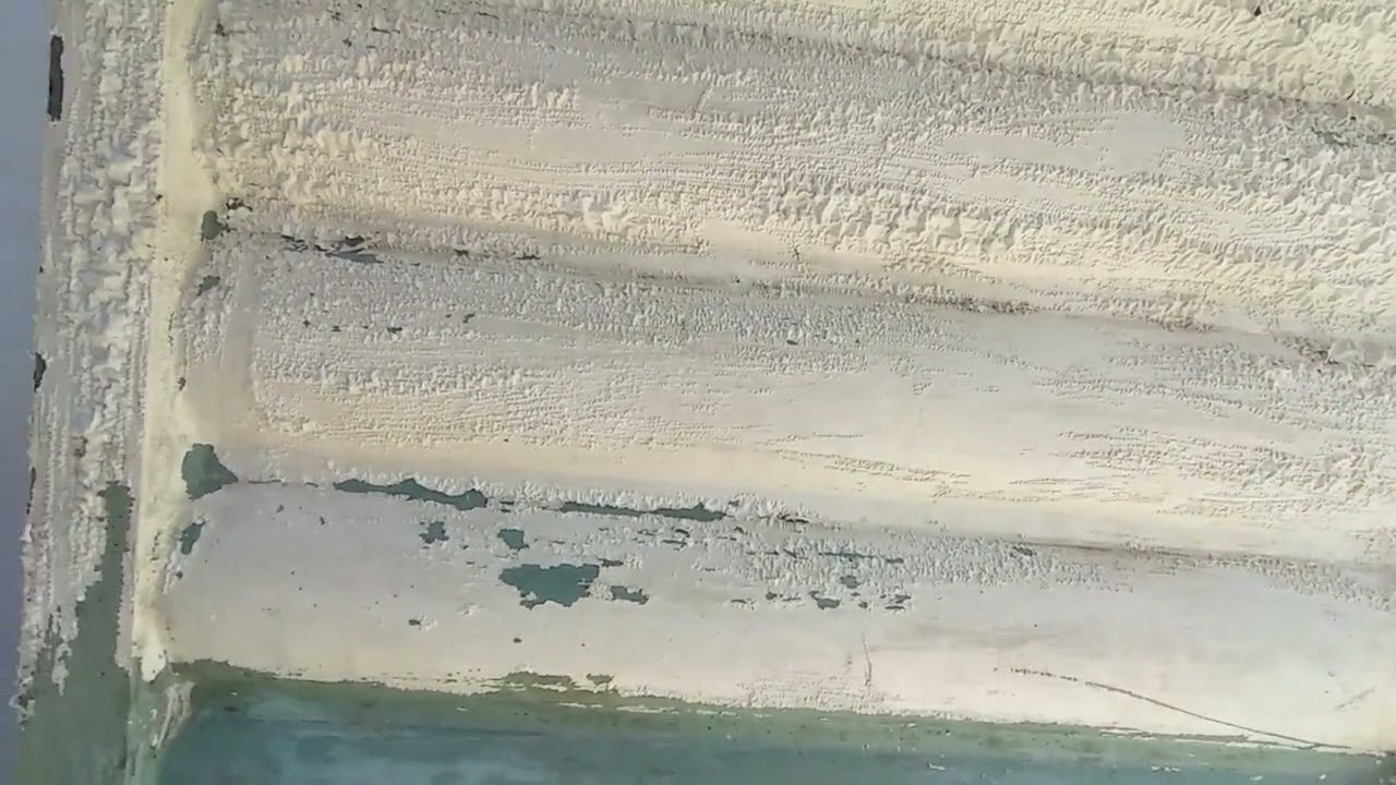 Como remover tinta antiga em portão de metalon. fácil, só se for assim..