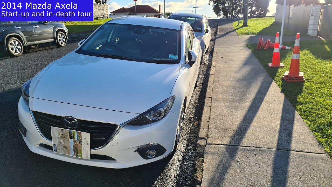 2014 Mazda Axela start-up and in-depth tour