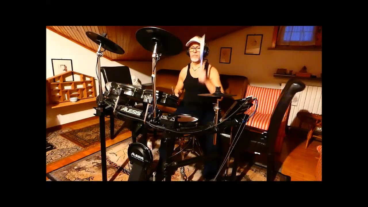 1981 Secret Service - A Flash In The Night (drum cover - fair use)