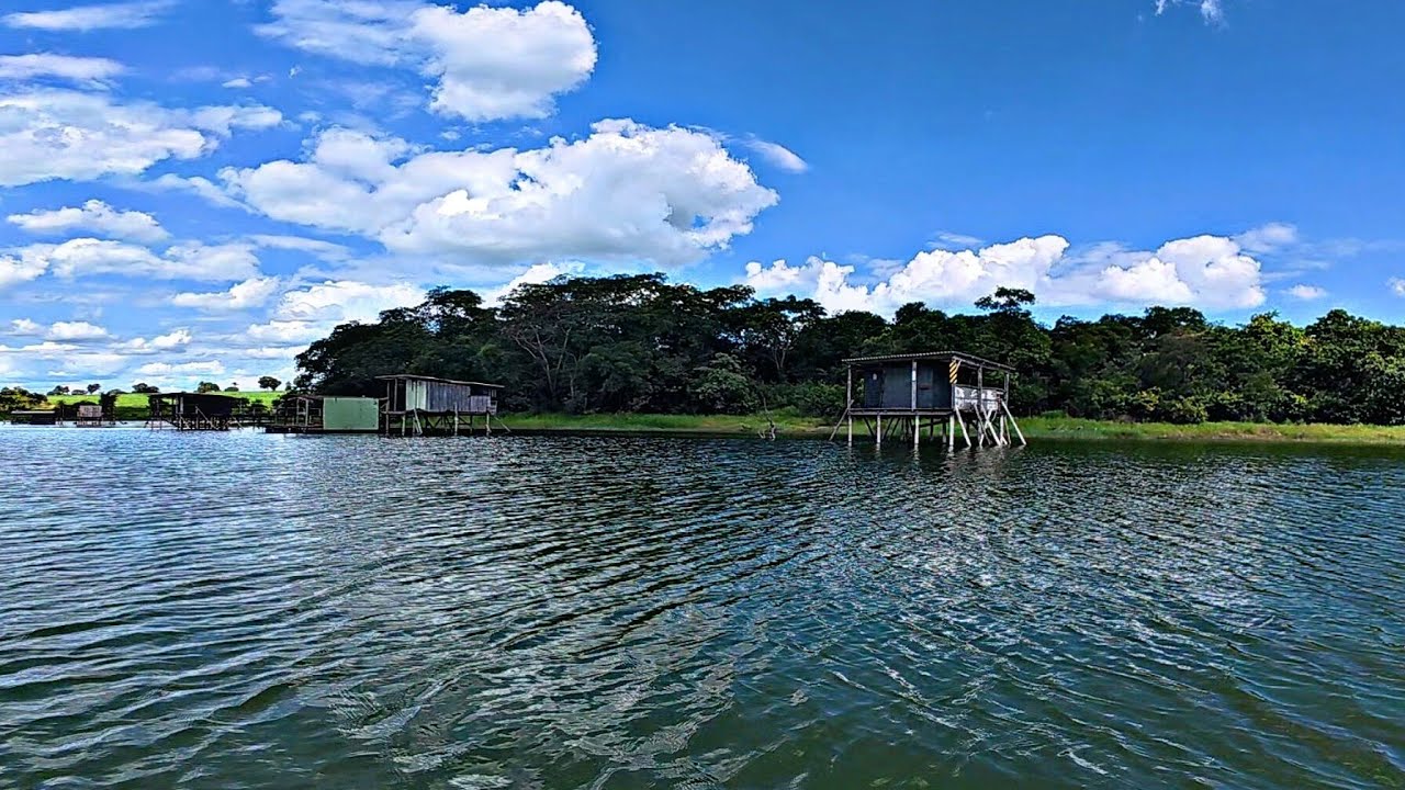 PESCARIA NO RIO TIET&Ecirc;, DUVIDO N&Atilde;O QUERER PESCAR NESSE LUGAR  CARDUME ATACANDO