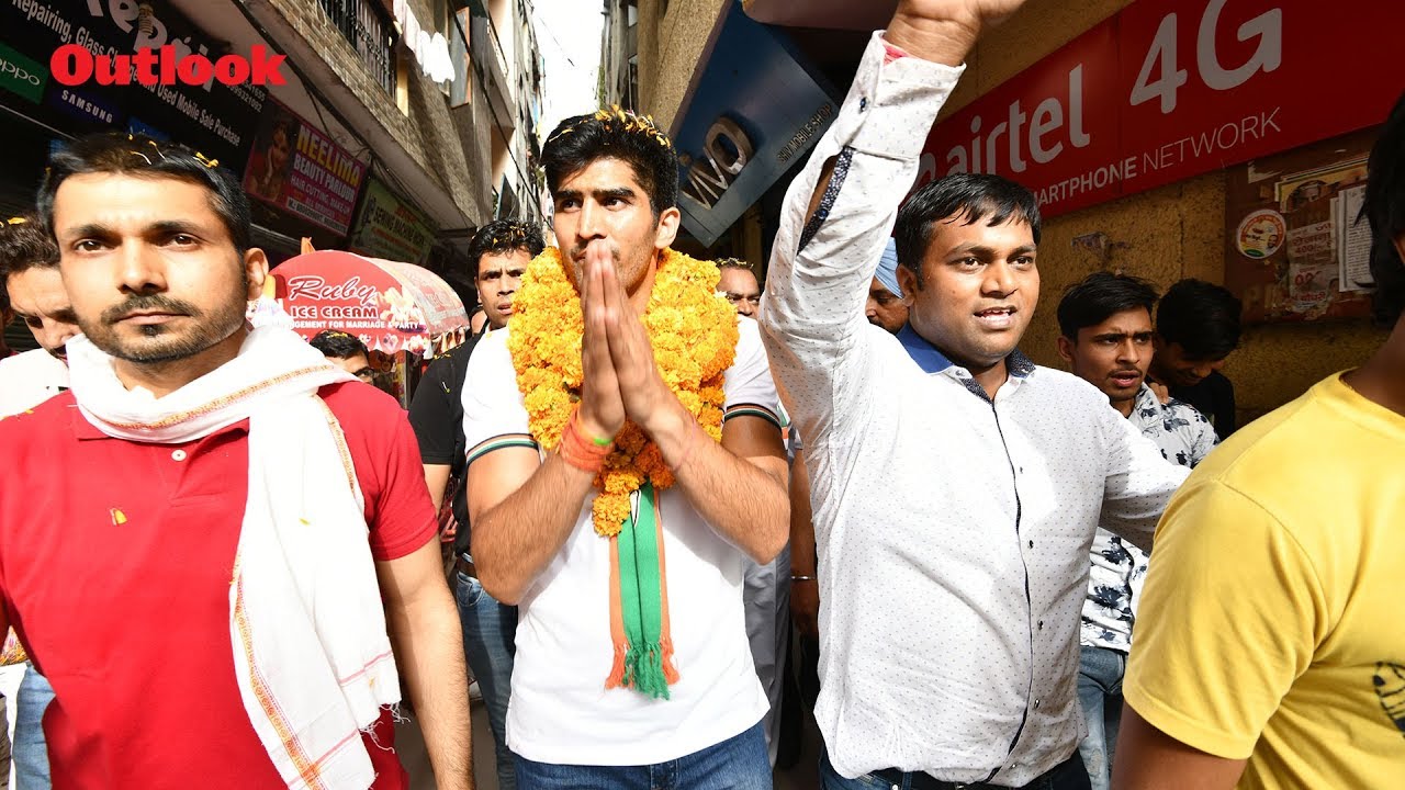 Boxer And Congress Candidate Vijender Singh Campaigns In South Delhi