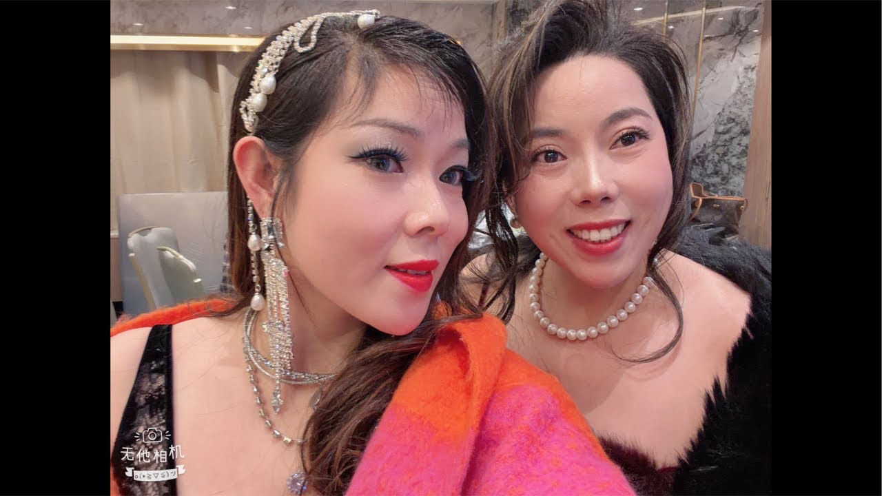 “香港才艺主播芯妮Queenie”团年饭晚宴聚会直播😍😍😍😍😍😍😍😍😍😍