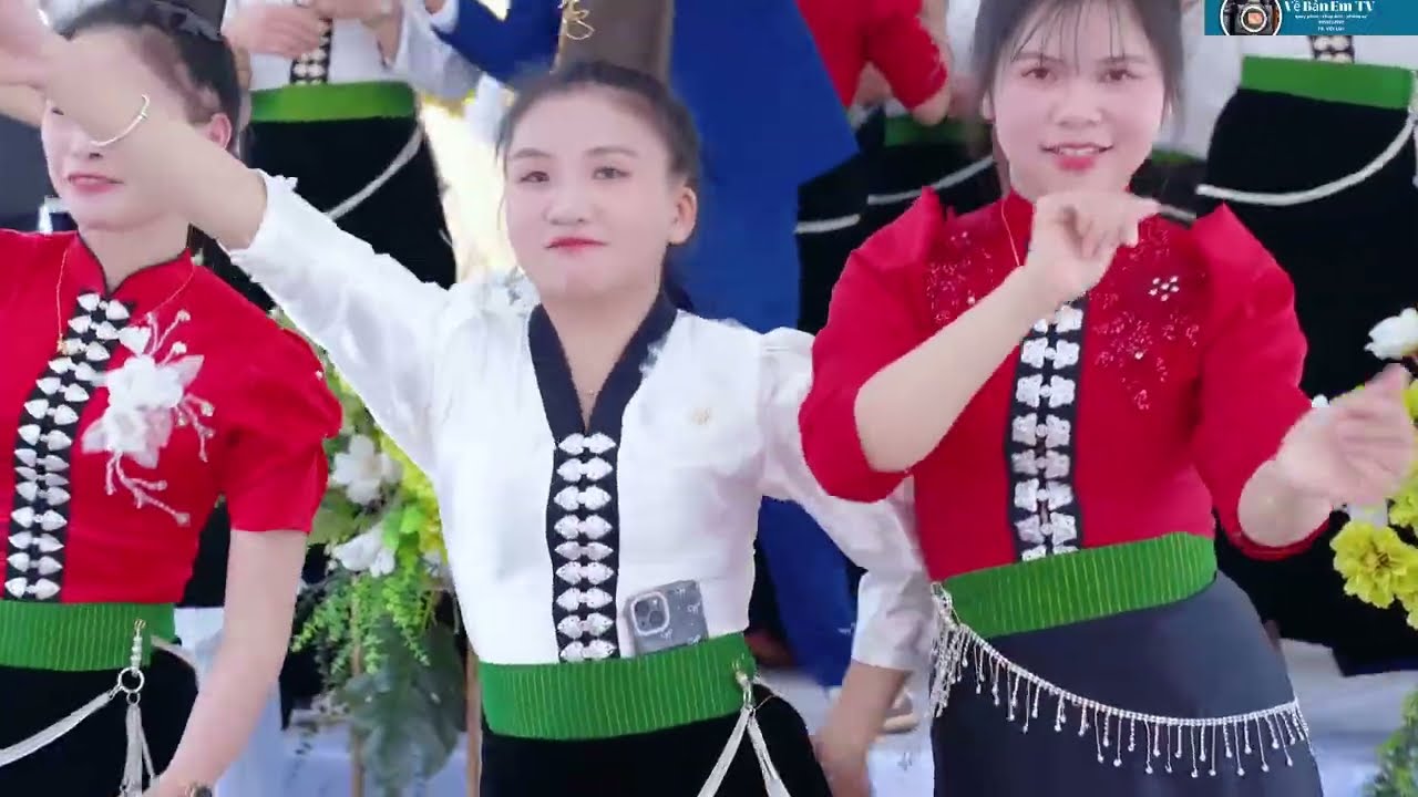 NHẢY NHIỆT TÌNH MỪNG LỄ VU QUY CÔ DÂU HỒNG KHUYÊN-CHÚ RỂ NGỌC CƯƠNG,BẢN THẲM PHƯỜNG CHIỀNG SINH