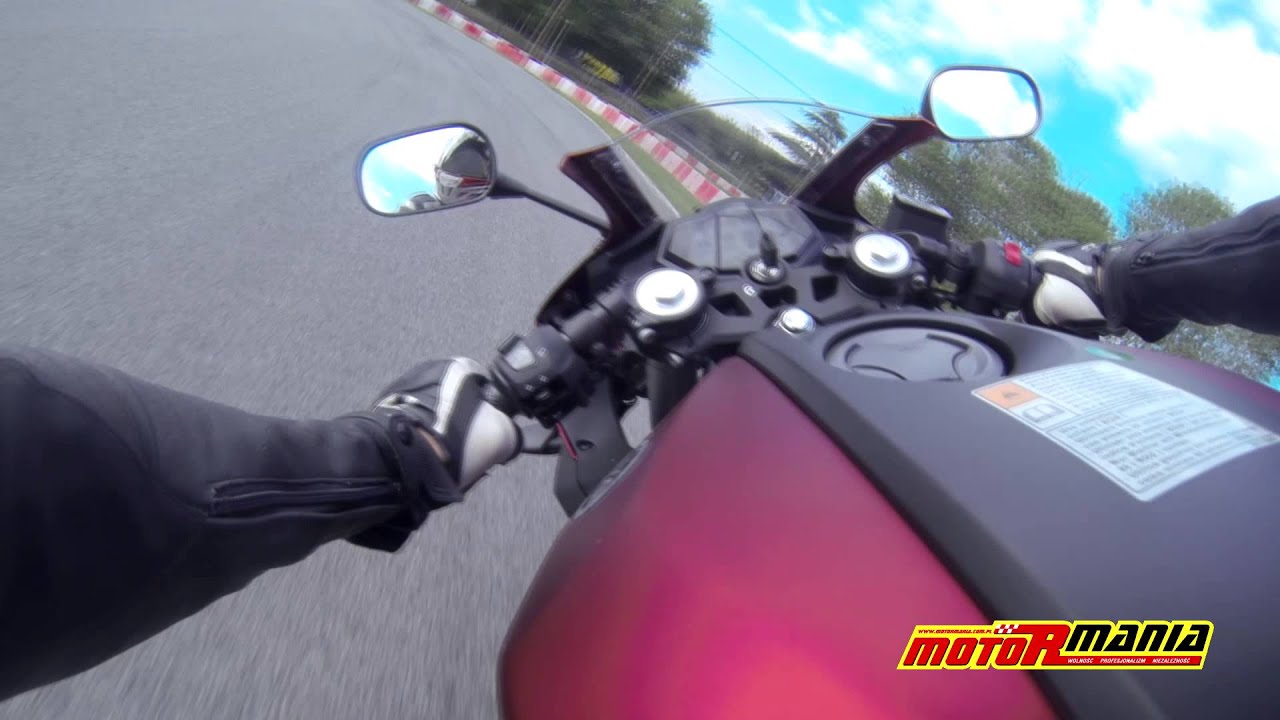 NEW 2014 Yamaha YZF-R125: first ride on track with MotoRmania!