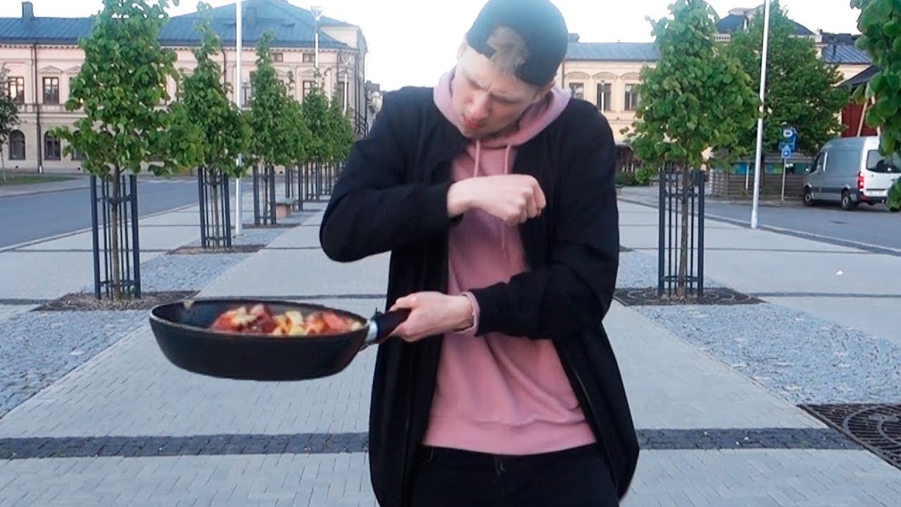 ♪ Makkaraperunat - HurHur