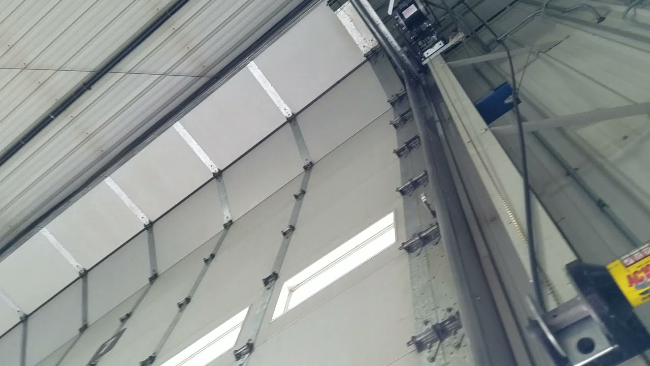 LiftMaster J5011L4 on Huge Commercial High-Lift with Center Post System