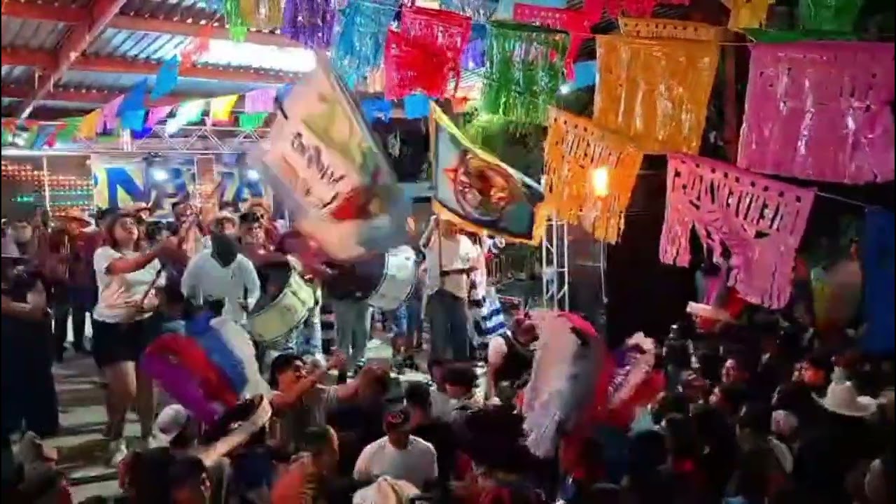 🎶🥁🎺Así se disfruta el brinco de chinelo en TETELCINGO MOR~2026 se prendio el ambiente🥁🎺🎶