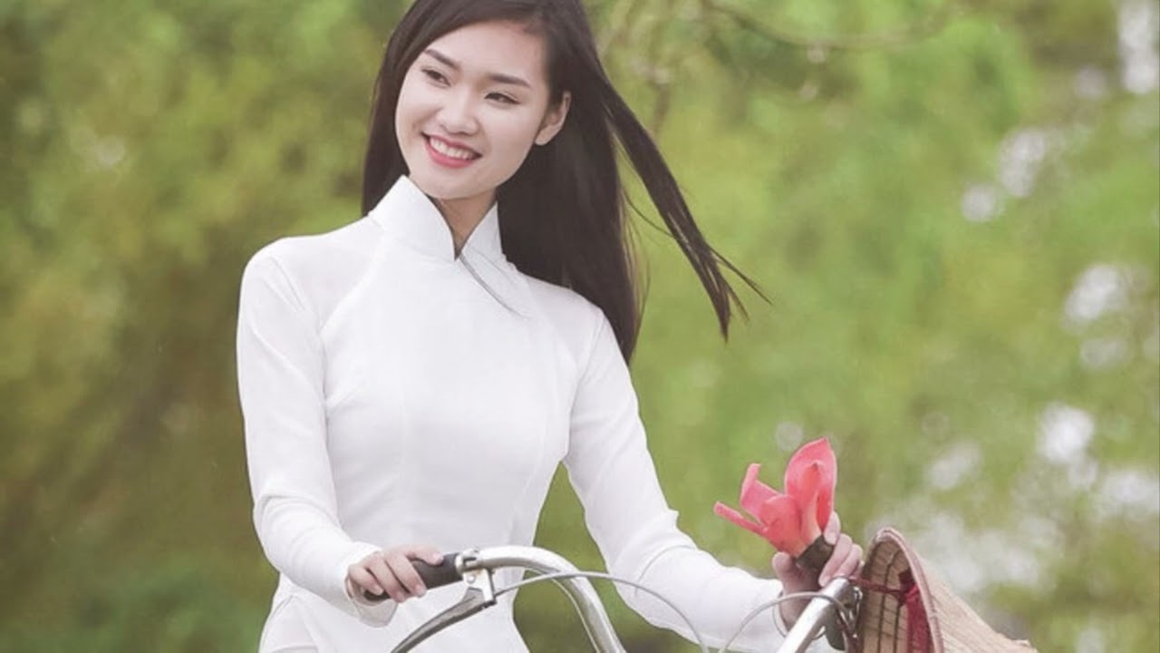 CHIA TAY MÙA HẠ ĐỎ