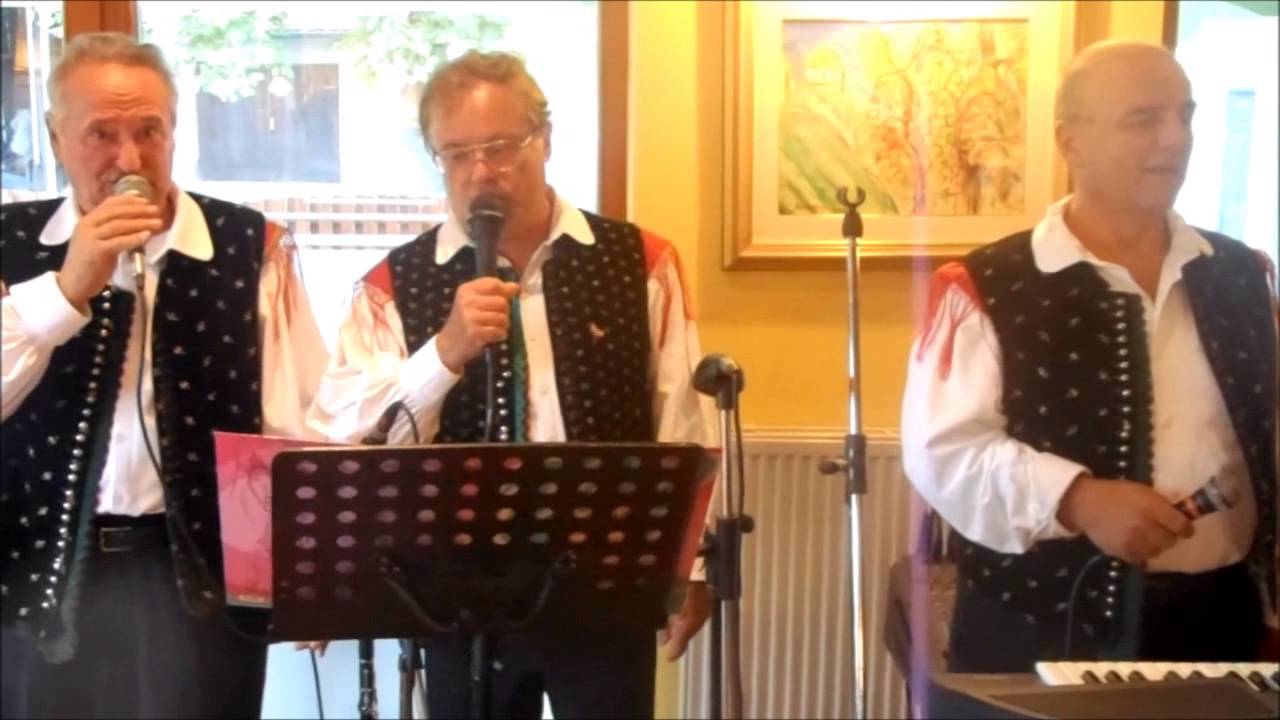 FANTJE S PRAPROTNA  - Spominska knjiga (L. Slak)