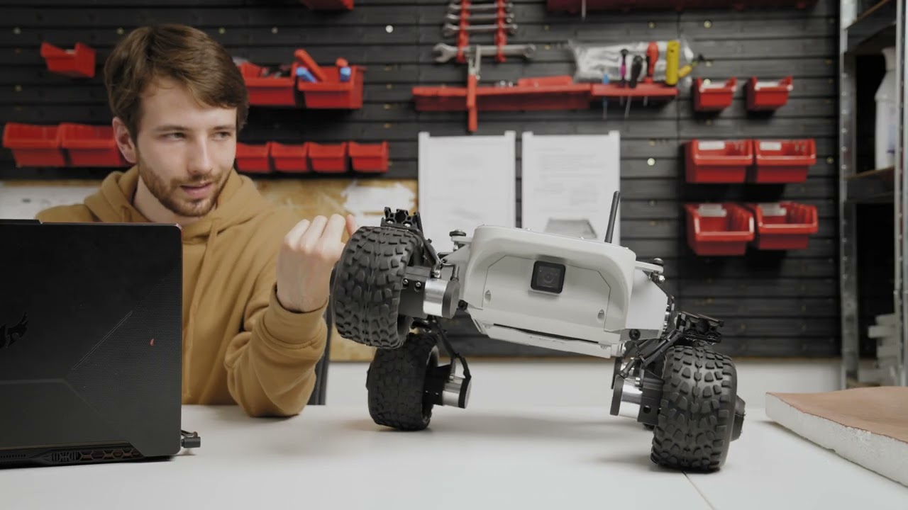 It's not a bug, it's a feature! (Kacper in the Lab)