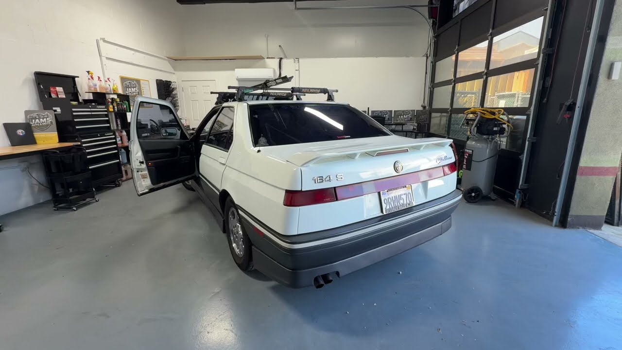 1991 Alfa Romeo 164S Cold Start