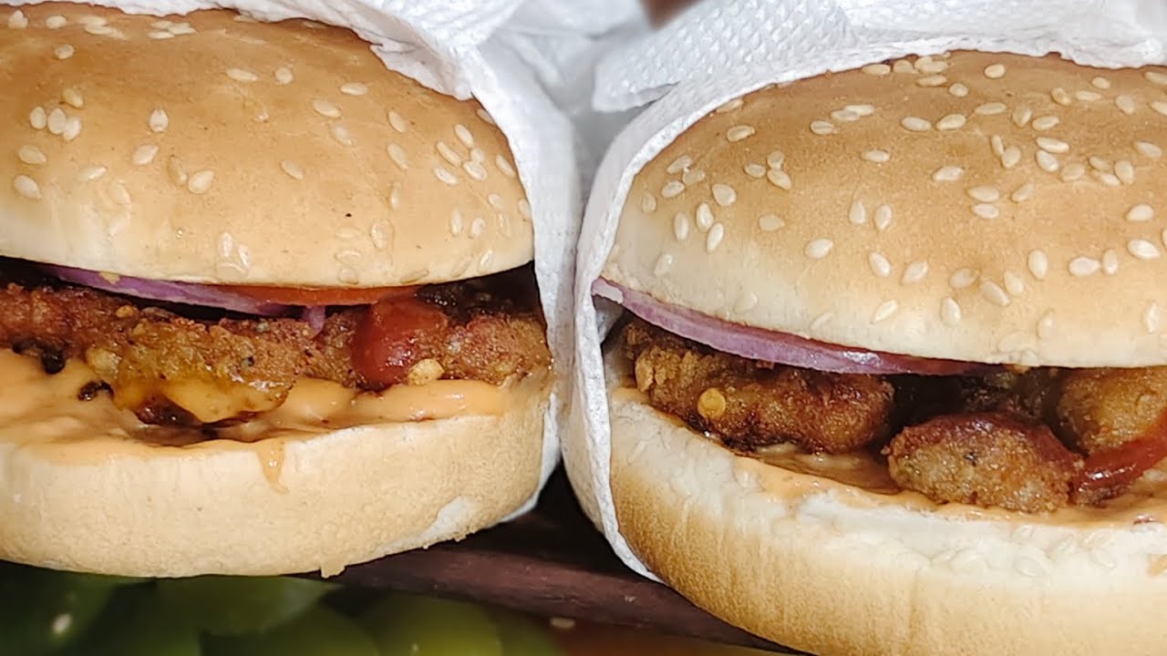 Crispy chicken burger 🍔no coating bhot easy trha se asan chizo se ghr pr hi bnalo🍔🍔🍔😋