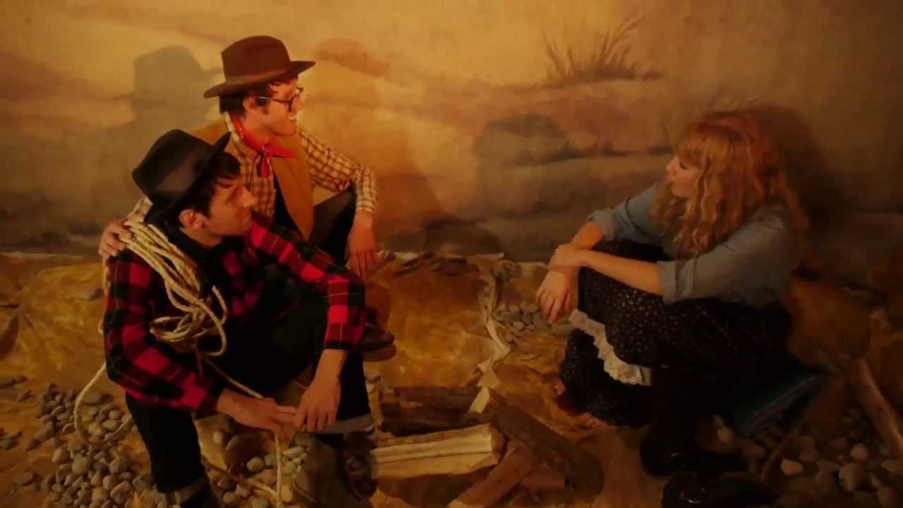 Caroline Smith & The Good Night Sleeps - 