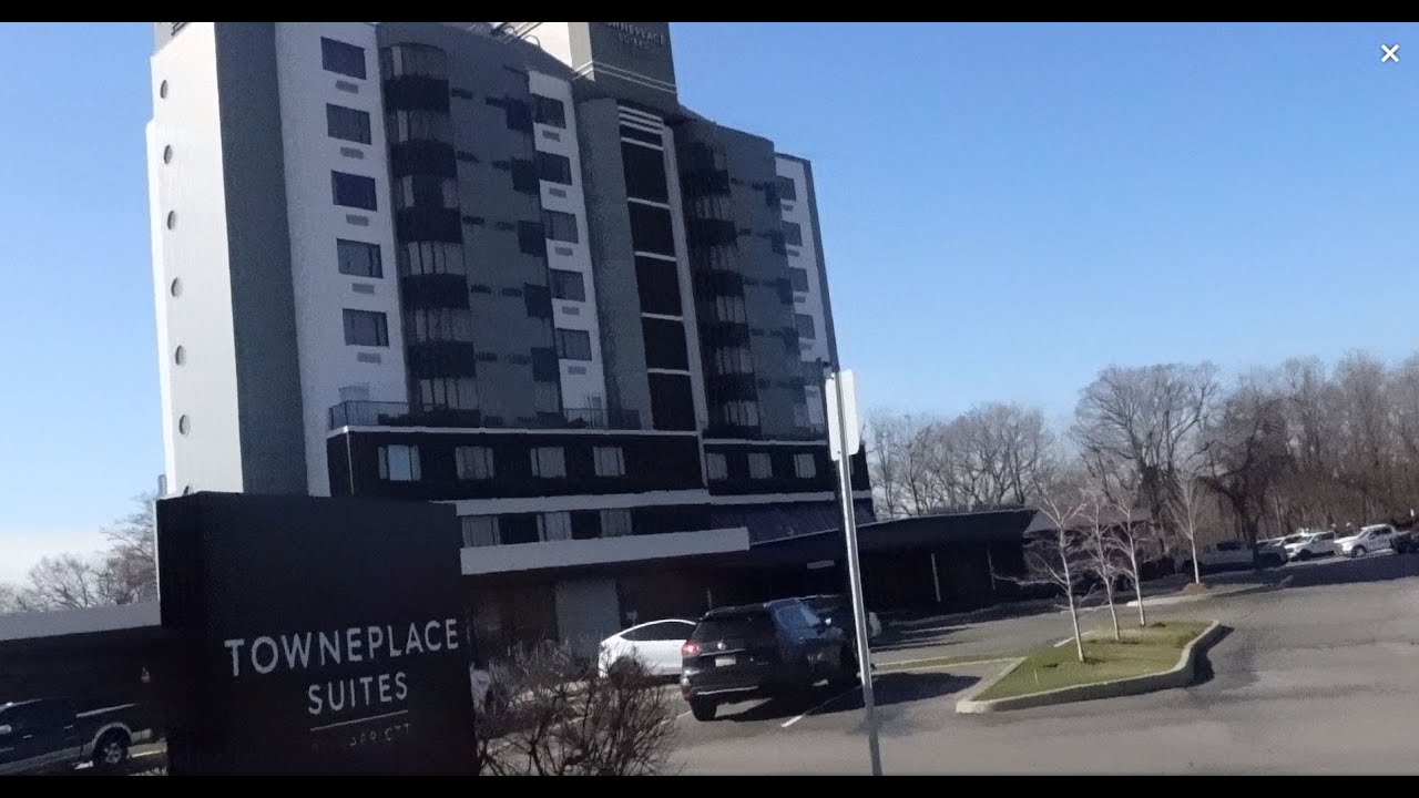 TownePlace Suites Toronto Oakville Hotel Breakfast & Room Tour