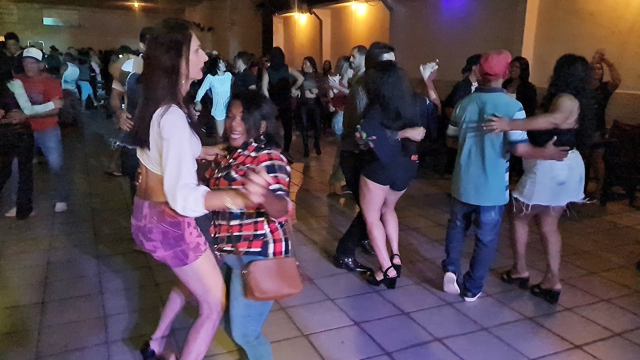 FORRÓ DO RALA BUCHO - DANÇANDO FORRÓ NO BAILÃO DO FABINHO DOS TECLADOS (XOTE)