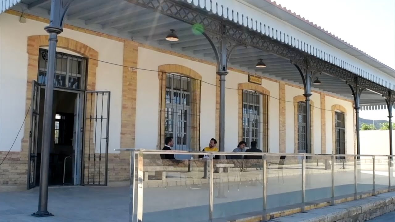 Pasajeros al tren - Destino Andalucia