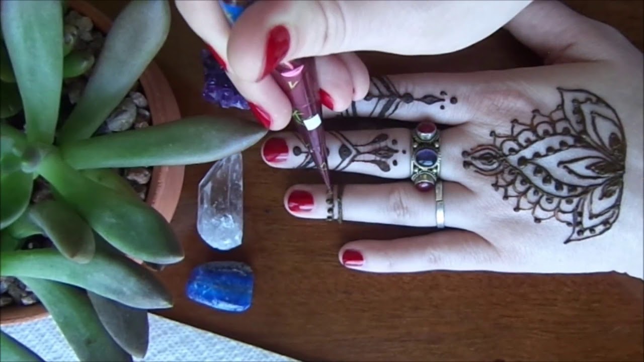 HENNA ON HAND  BOHO STYLE