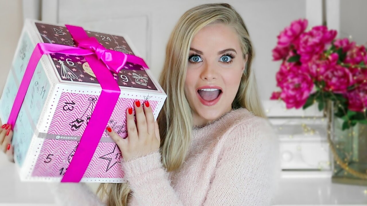 Unboxing the entire ESSENCE ADVENT CALENDAR!